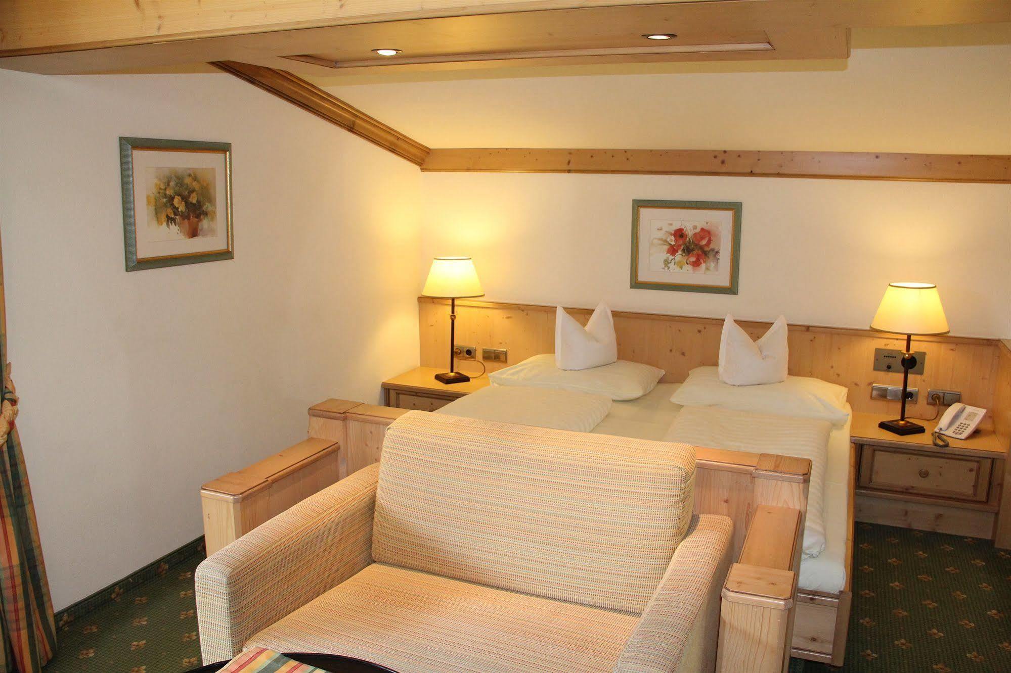 Hotel Pension Sonnleiten Tux Luaran gambar
