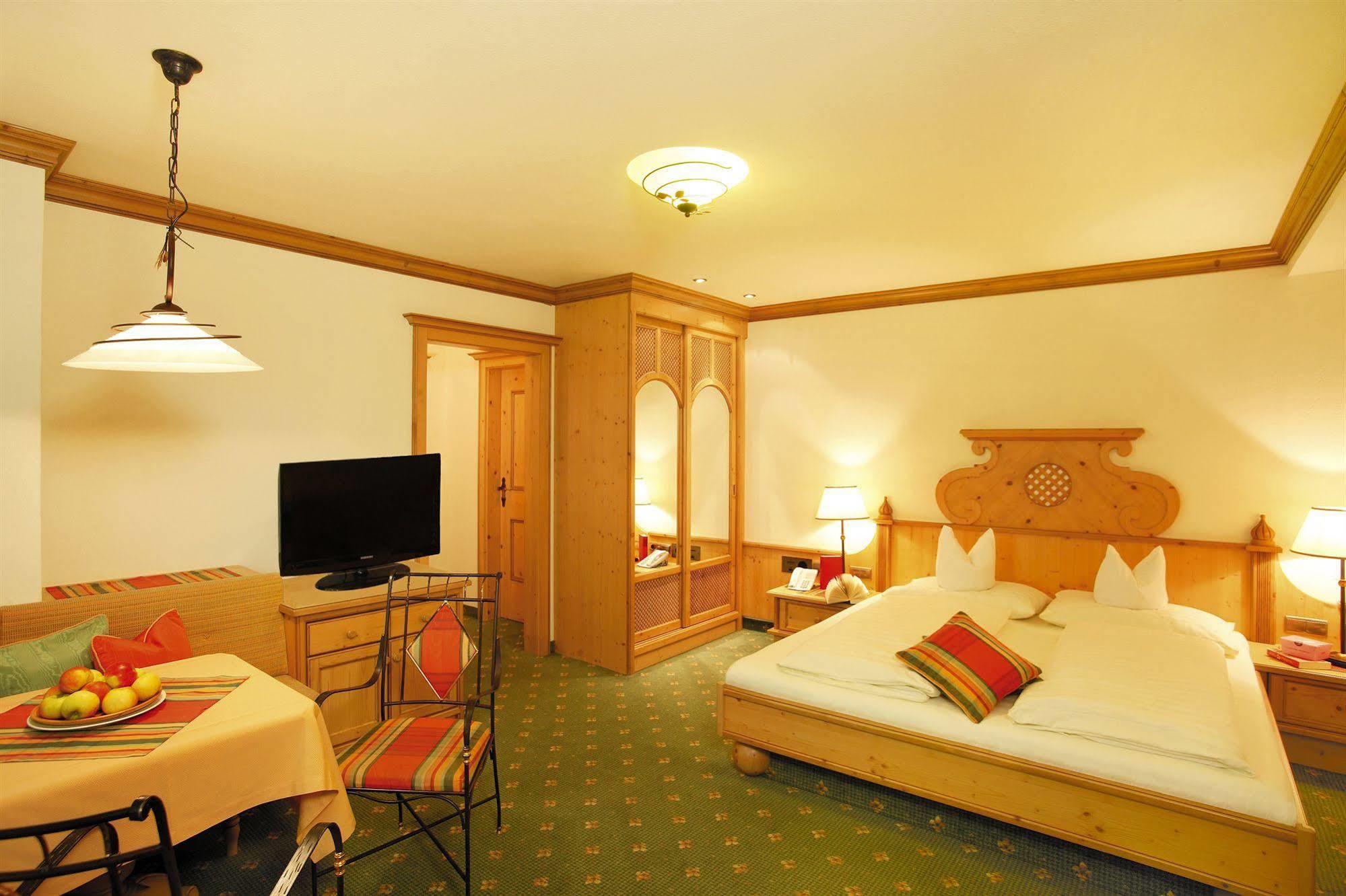 Hotel Pension Sonnleiten Tux Luaran gambar